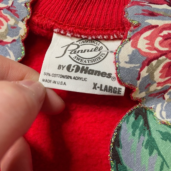 Vintage Hanes Red Christmas Rose Trim Gold Holiday Cardigan Size XL - Picture 2 of 3